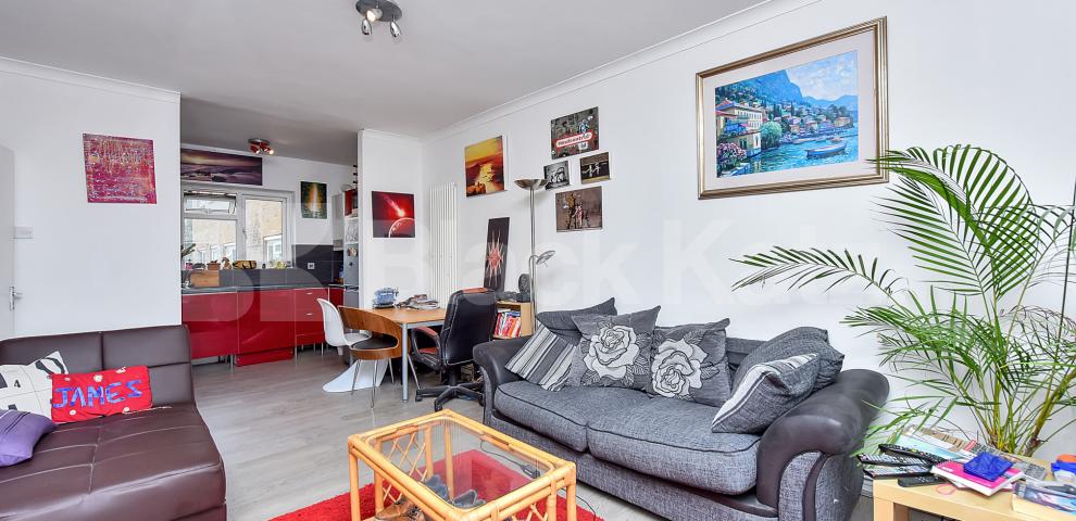 			LET, 1 Bedroom, 1 bath, 1 reception Apartment			 Paradise Road, Stockwell 